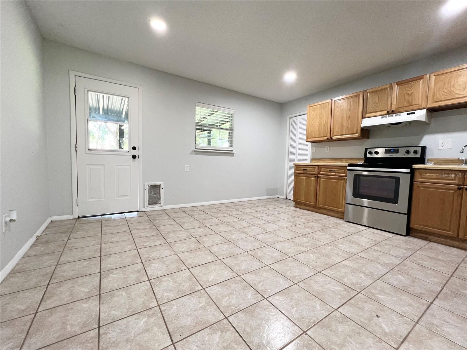 Image 16 of 46 For 7925 Napoleon Street