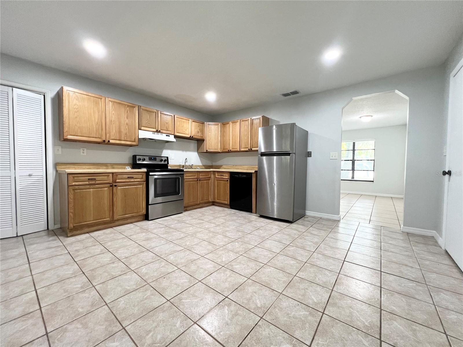 Image 17 of 46 For 7925 Napoleon Street