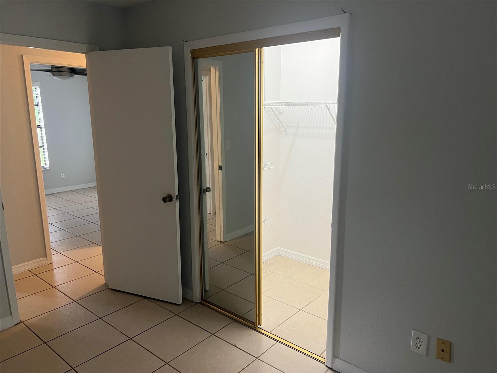 Image 6 of 14 For 7925 Napoleon Street