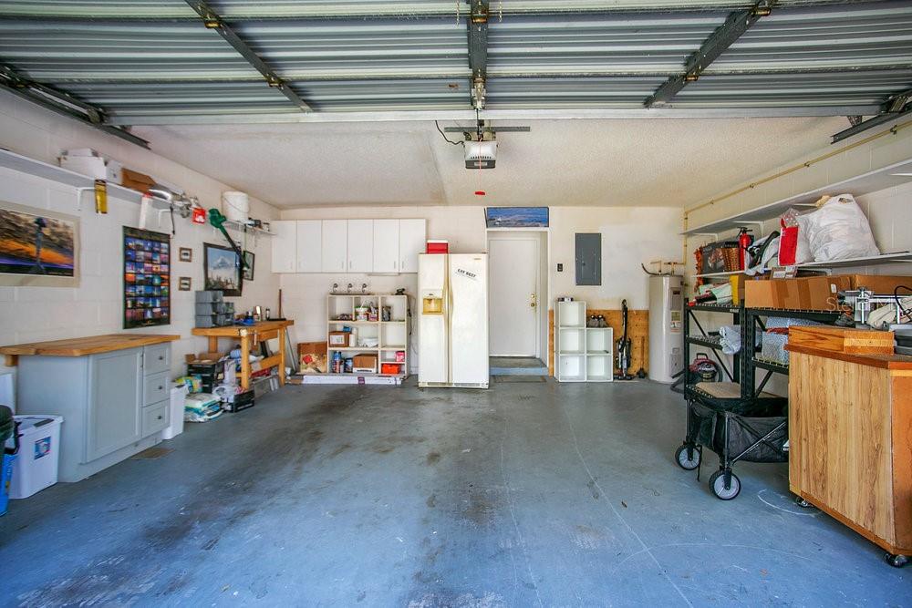 Image 26 of 42 For 406 Meadowood Boulevard