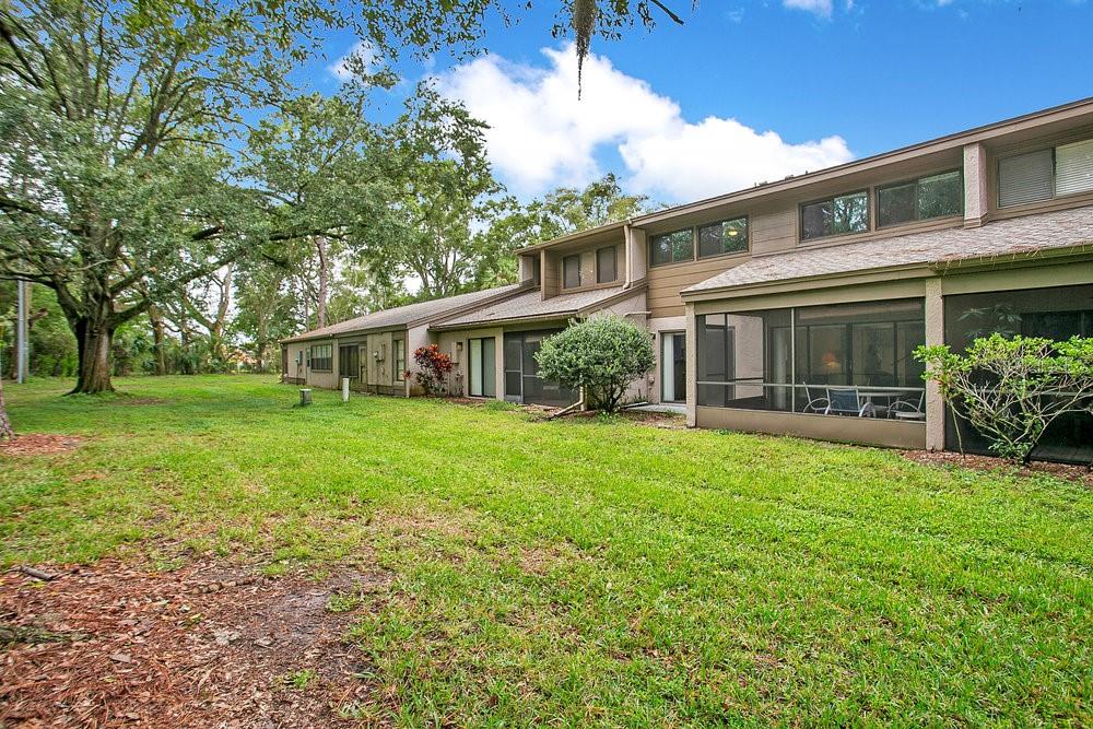 Image 32 of 42 For 406 Meadowood Boulevard