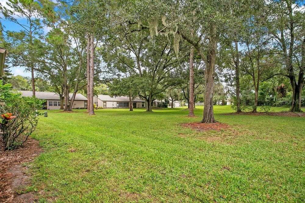 Image 33 of 42 For 406 Meadowood Boulevard