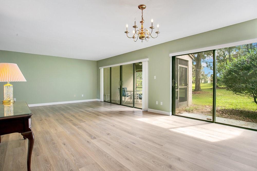 Image 9 of 42 For 406 Meadowood Boulevard