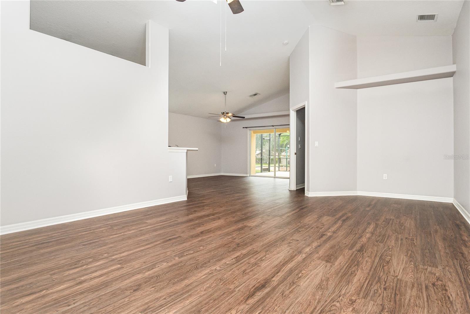 Image 3 of 15 For 33347 Irongate Drive