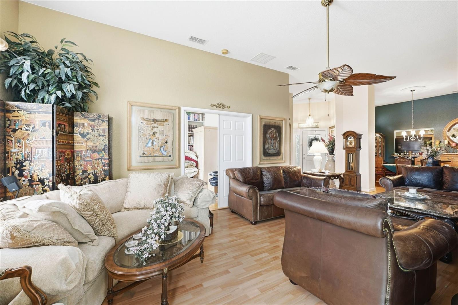 Image 11 of 36 For 4870 Watervista Drive