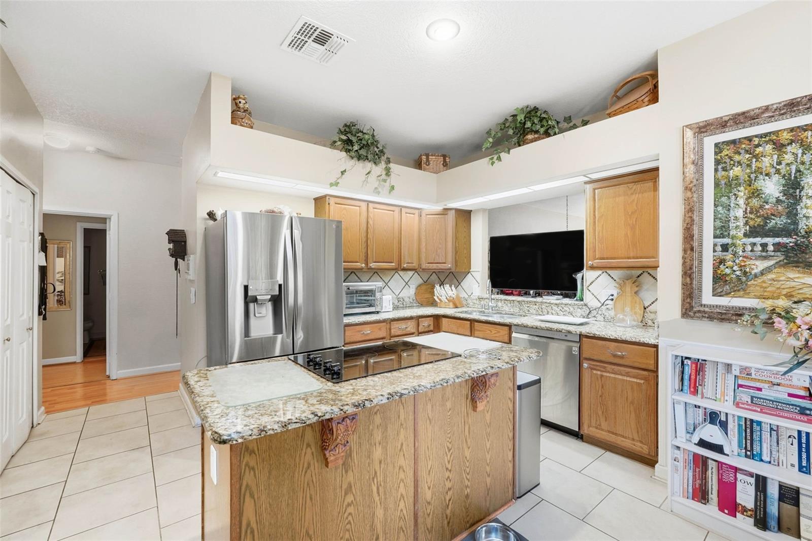 Image 15 of 36 For 4870 Watervista Drive