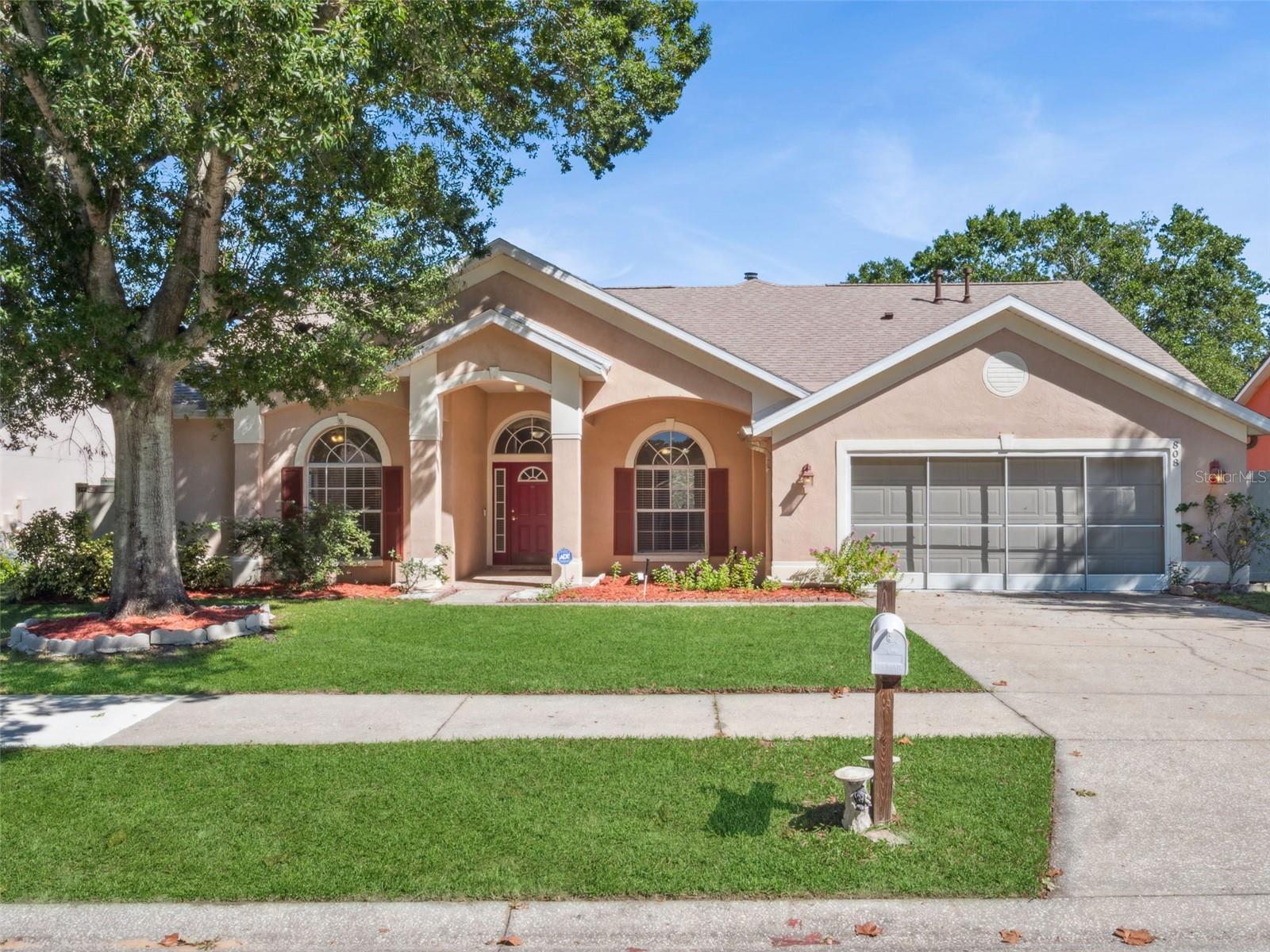 Image 3 of 45 For 808 High Pointe Circle