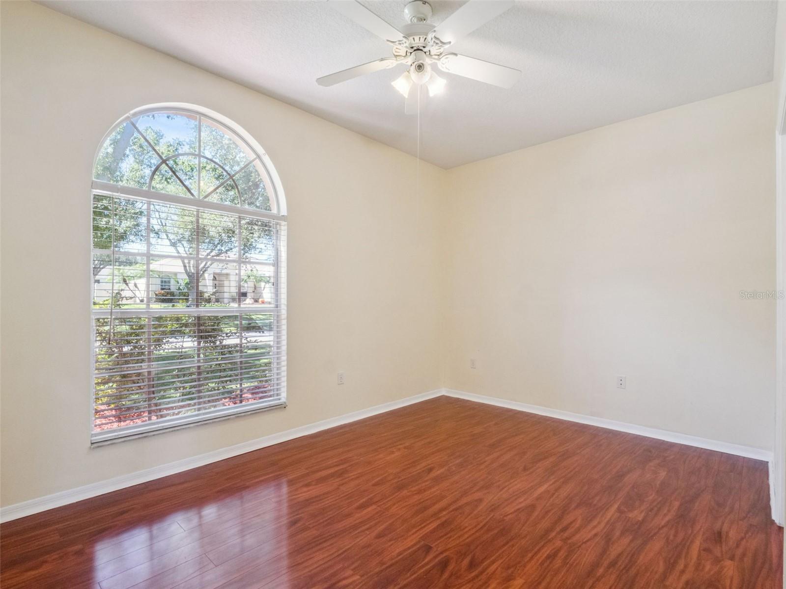 Image 32 of 45 For 808 High Pointe Circle