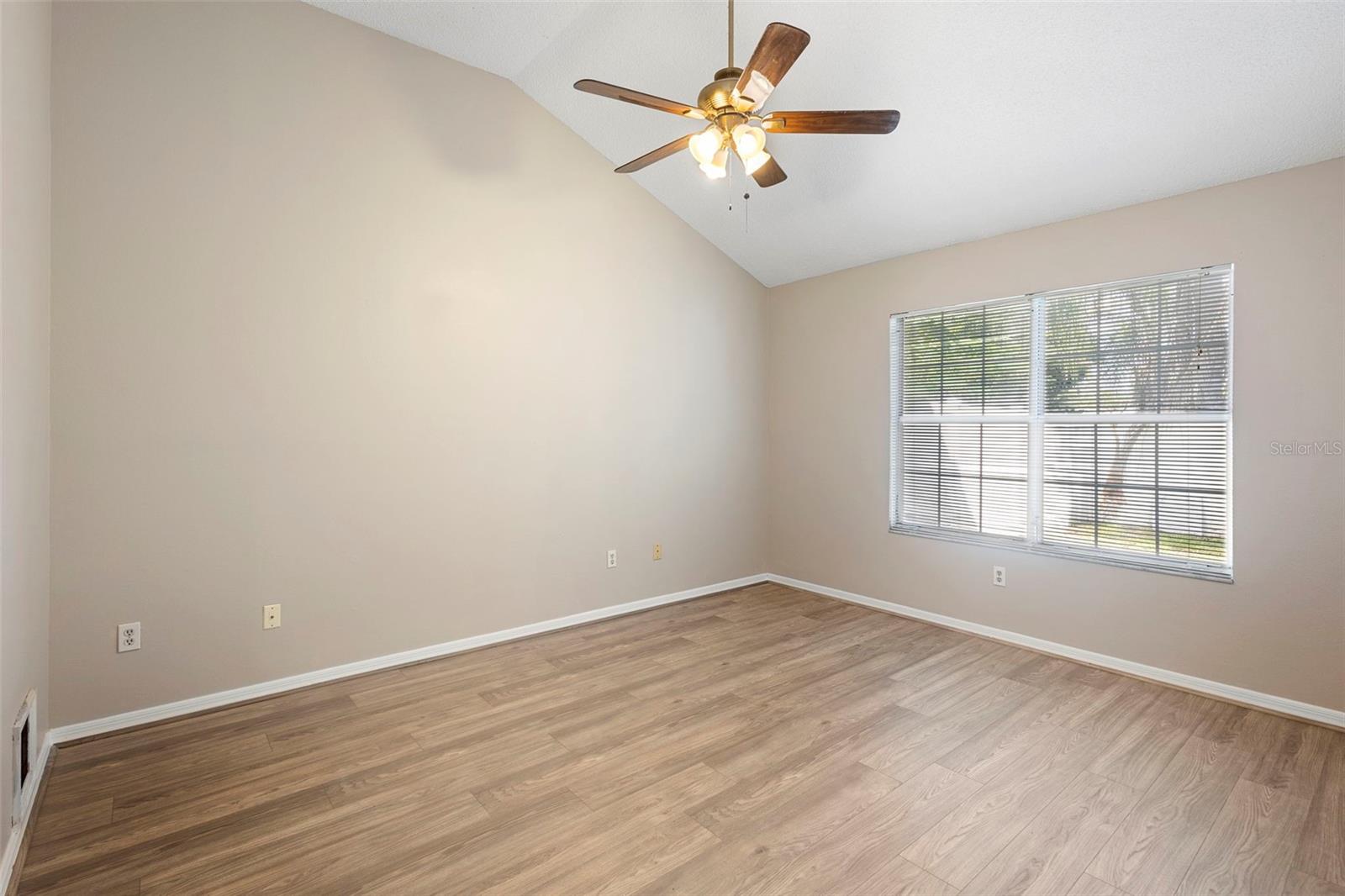 Image 28 of 47 For 3843 Brandy Street