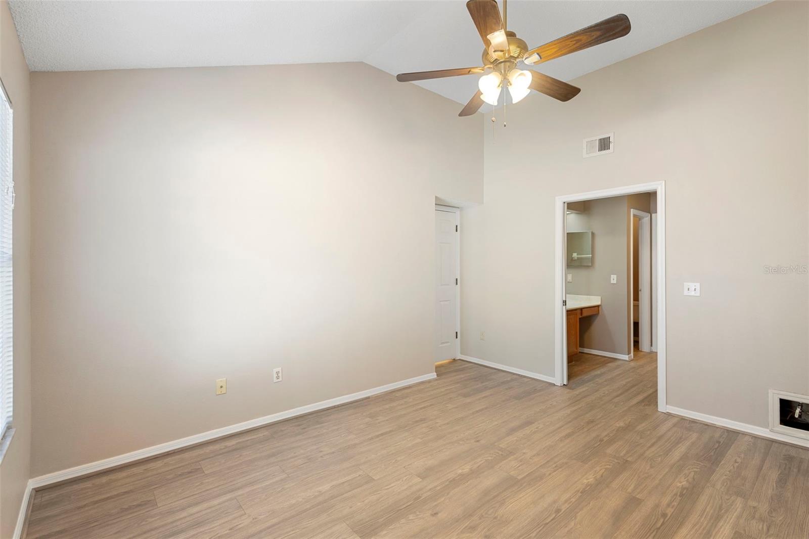 Image 29 of 47 For 3843 Brandy Street