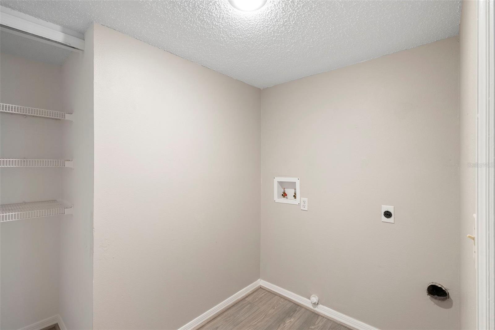 Image 38 of 47 For 3843 Brandy Street