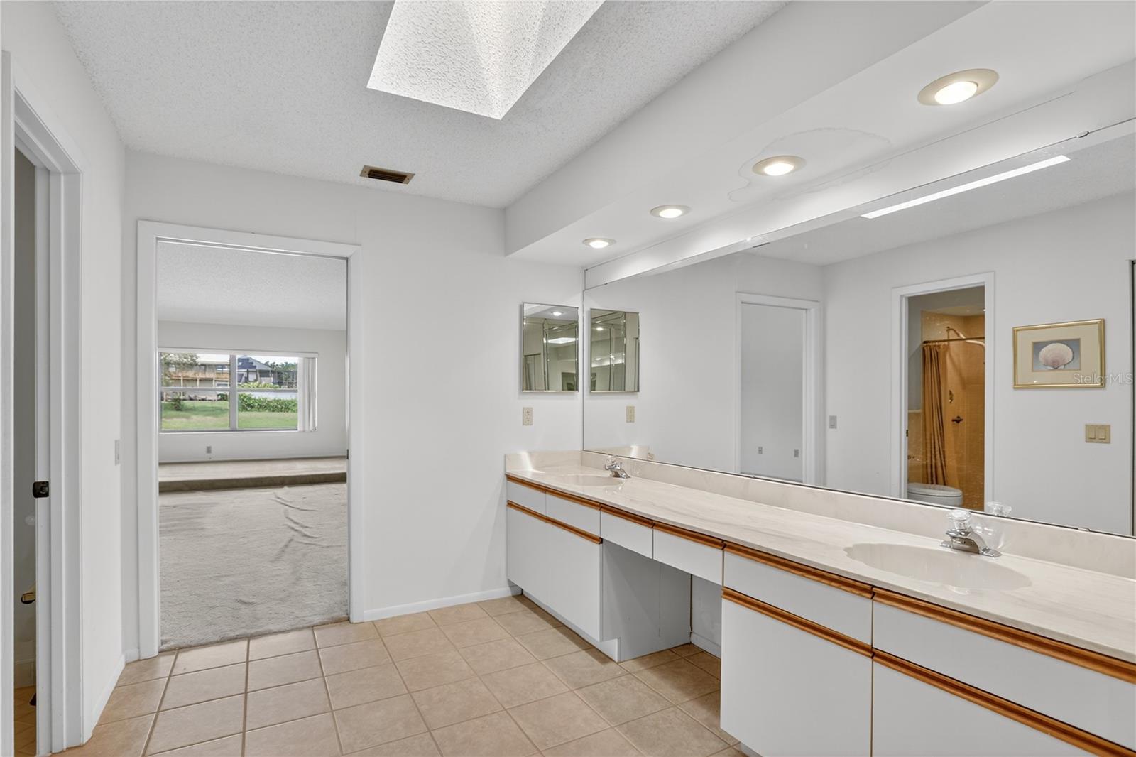 Image 19 of 44 For 7372 Sparkling Lake Road