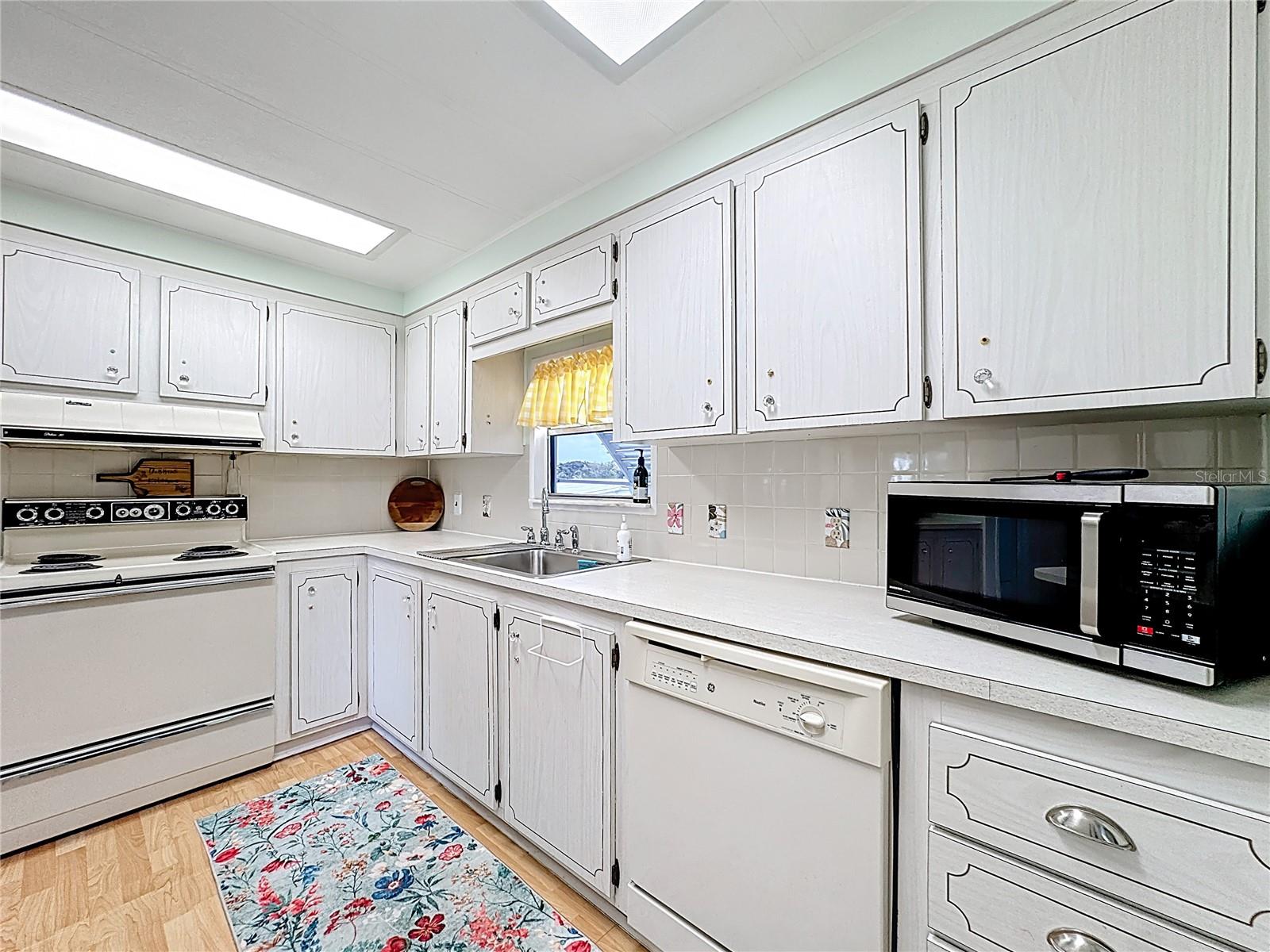 Image 10 of 36 For 2156 Wax Myrtle Drive 1757