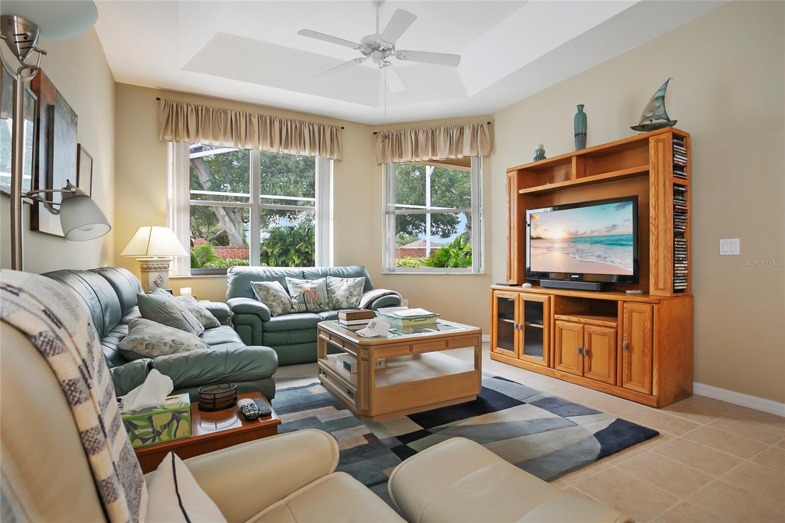 Image 2 of 37 For 474 Foxhill Drive