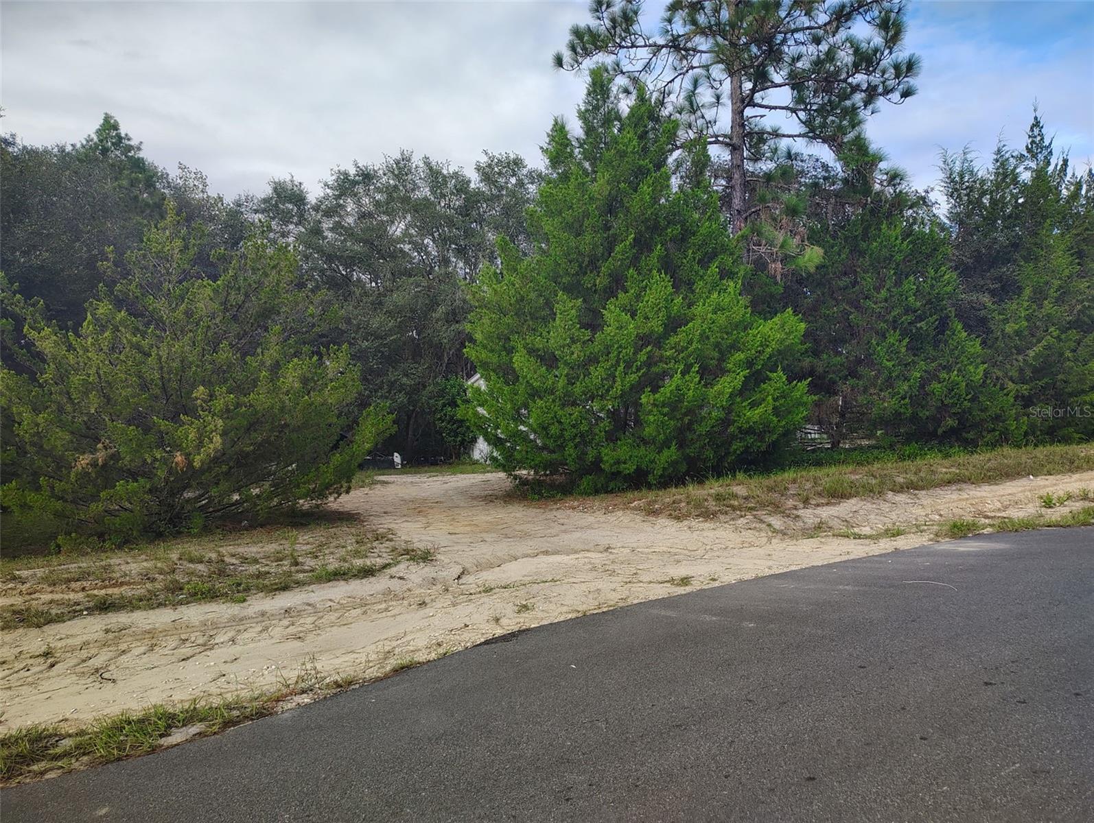 Image 3 of 18 For 130 Interlachen Boulevard