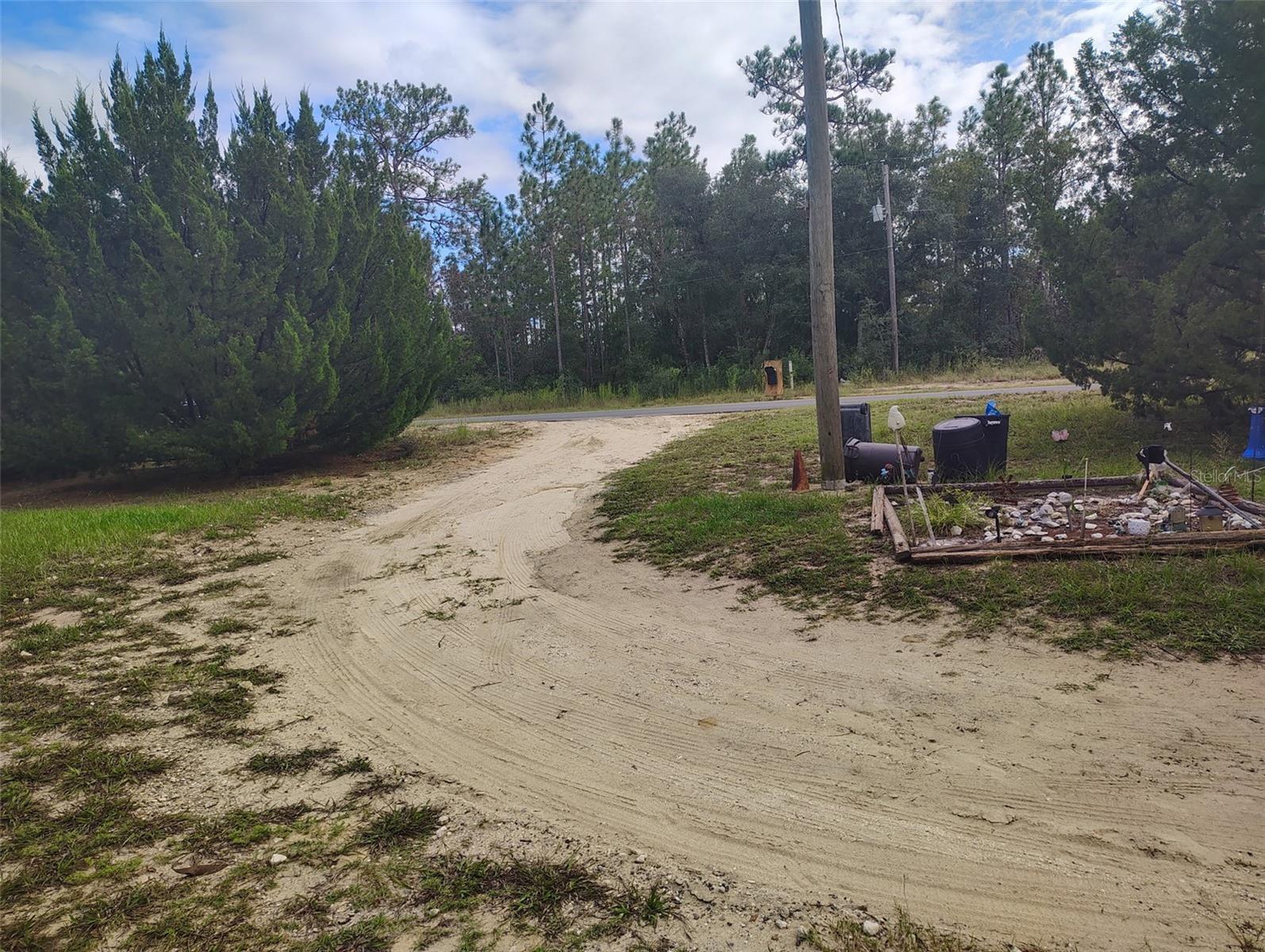 Image 4 of 18 For 130 Interlachen Boulevard