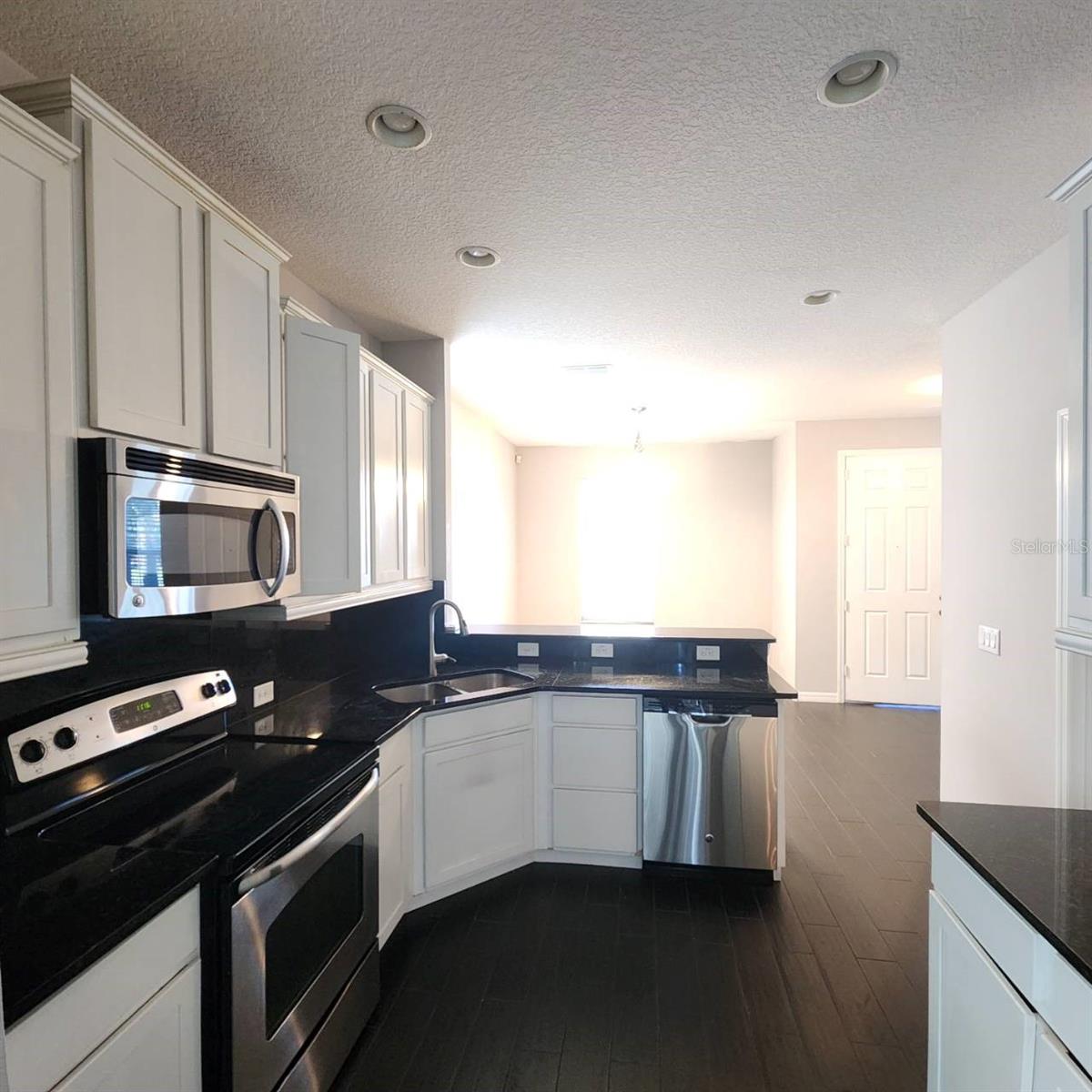 Image 3 of 14 For 5313 Northlawn Way