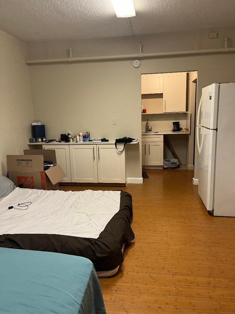 Image 3 of 13 For 8421 Orange Blossom Trail  258