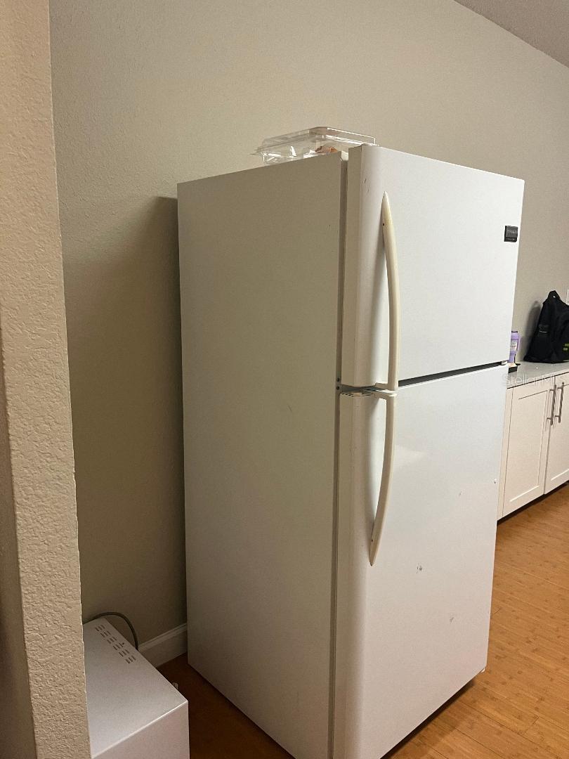 Image 5 of 13 For 8421 Orange Blossom Trail  258