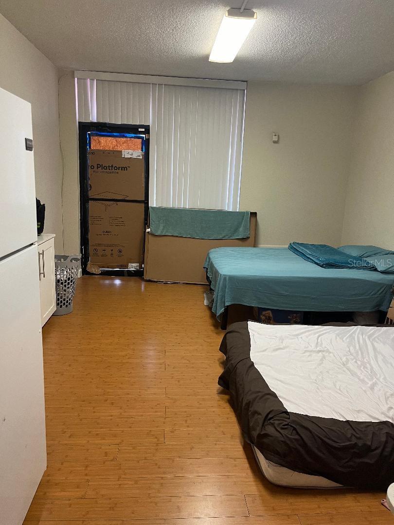 Image 7 of 13 For 8421 Orange Blossom Trail  258