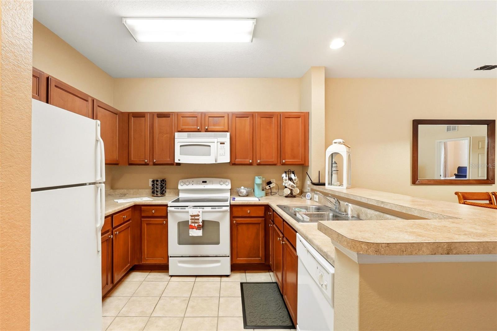 Image 5 of 28 For 3176 Feltrim Place 102