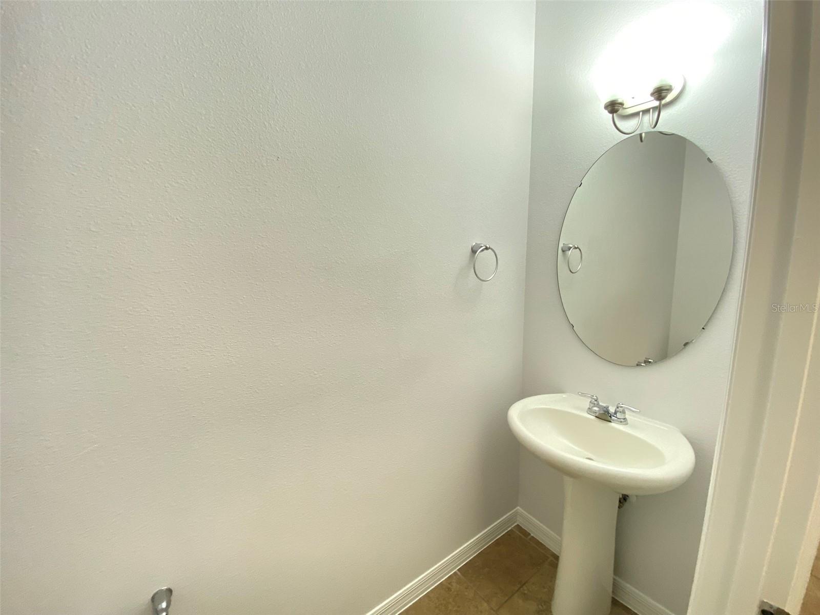 Image 18 of 41 For 6558 Goldenrod Road 78b