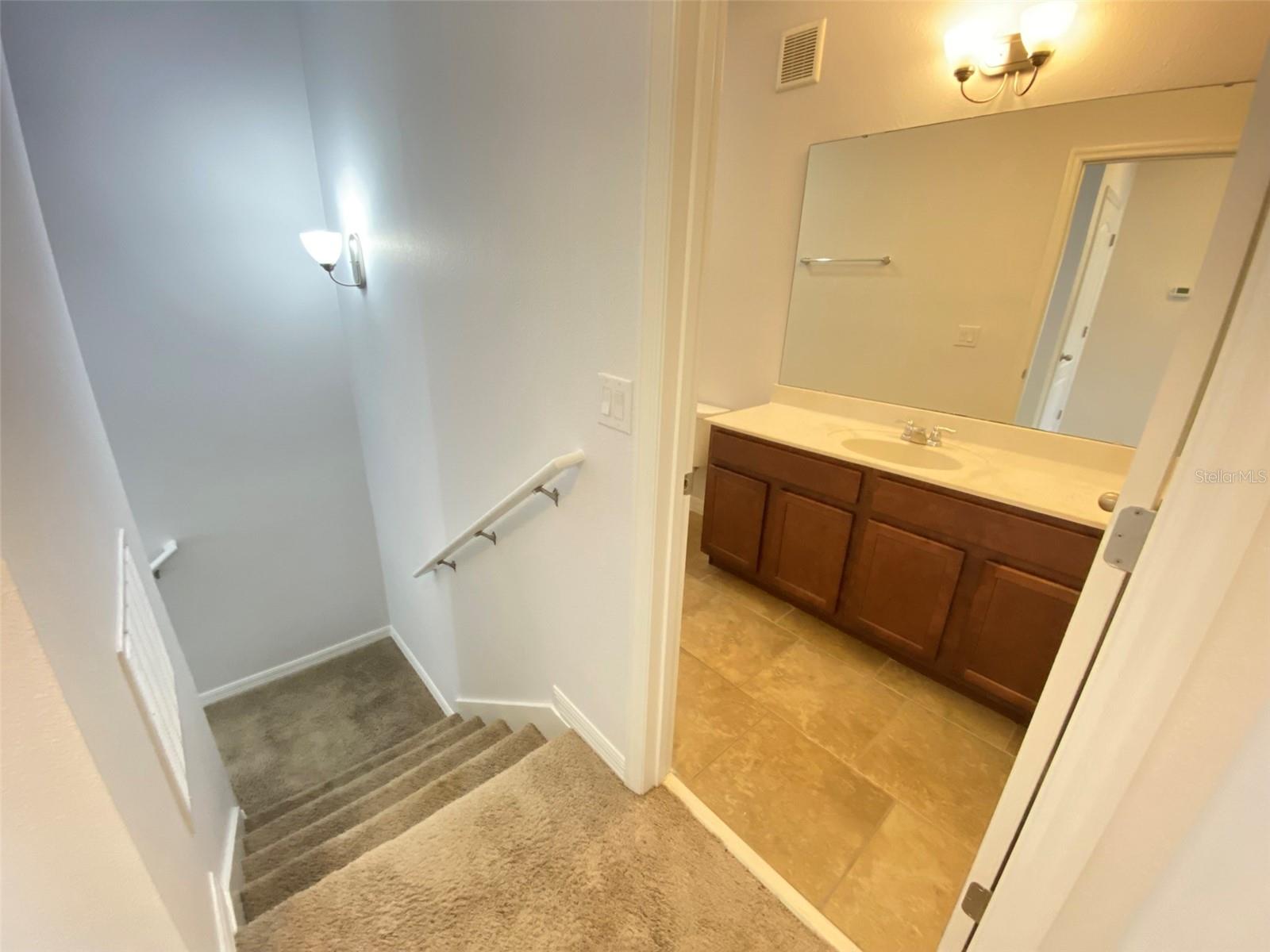 Image 24 of 41 For 6558 Goldenrod Road 78b