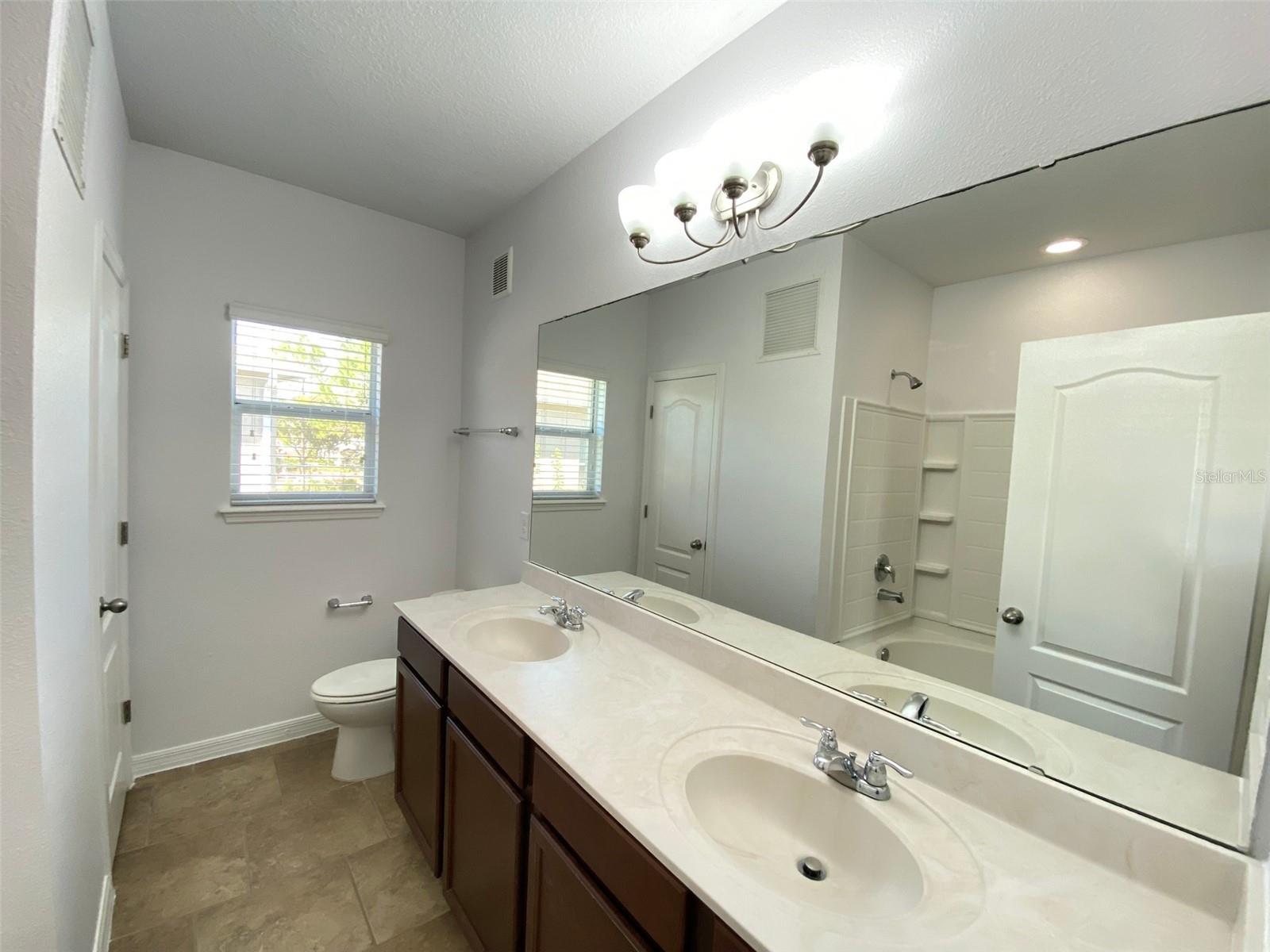 Image 4 of 41 For 6558 Goldenrod Road 78b