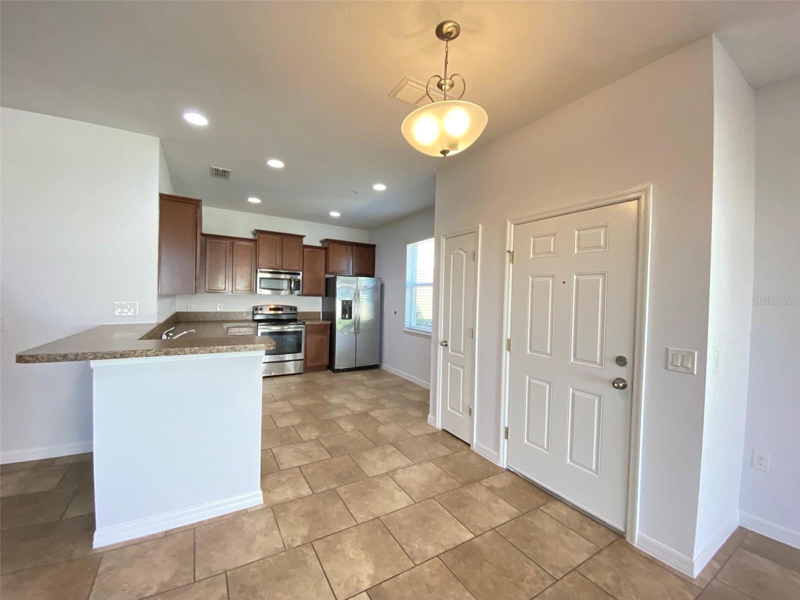 Image 9 of 41 For 6558 Goldenrod Road 78b