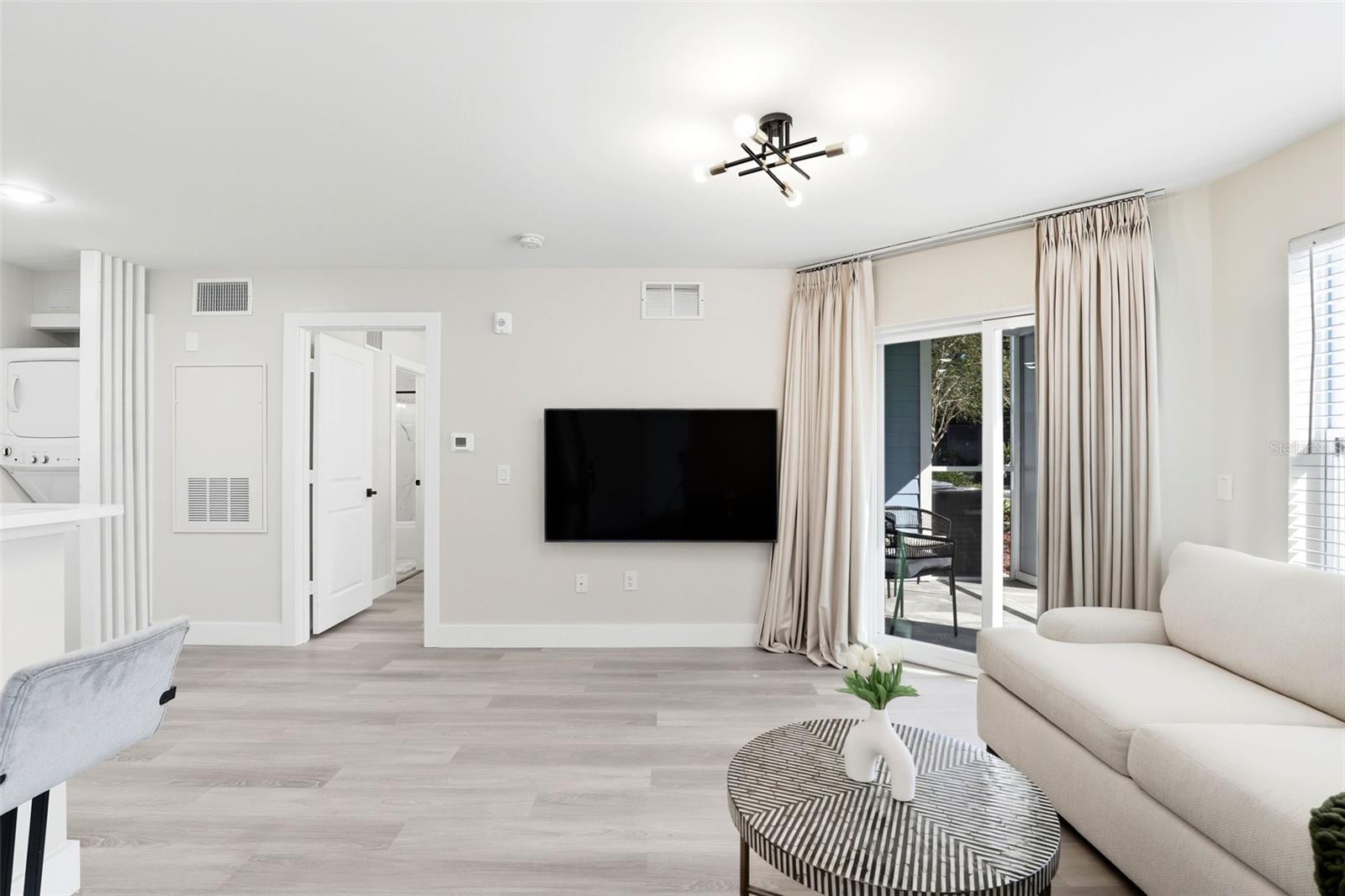 Image 5 of 24 For 2592 Grassy Point Drive 106