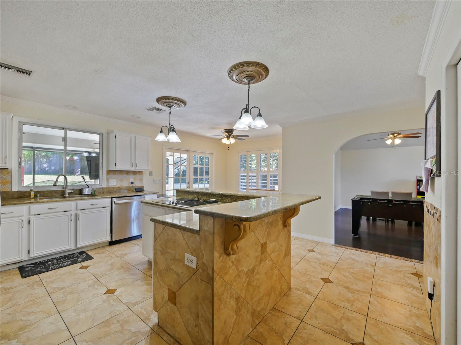 Image 11 of 40 For 300 Sprucewood Road