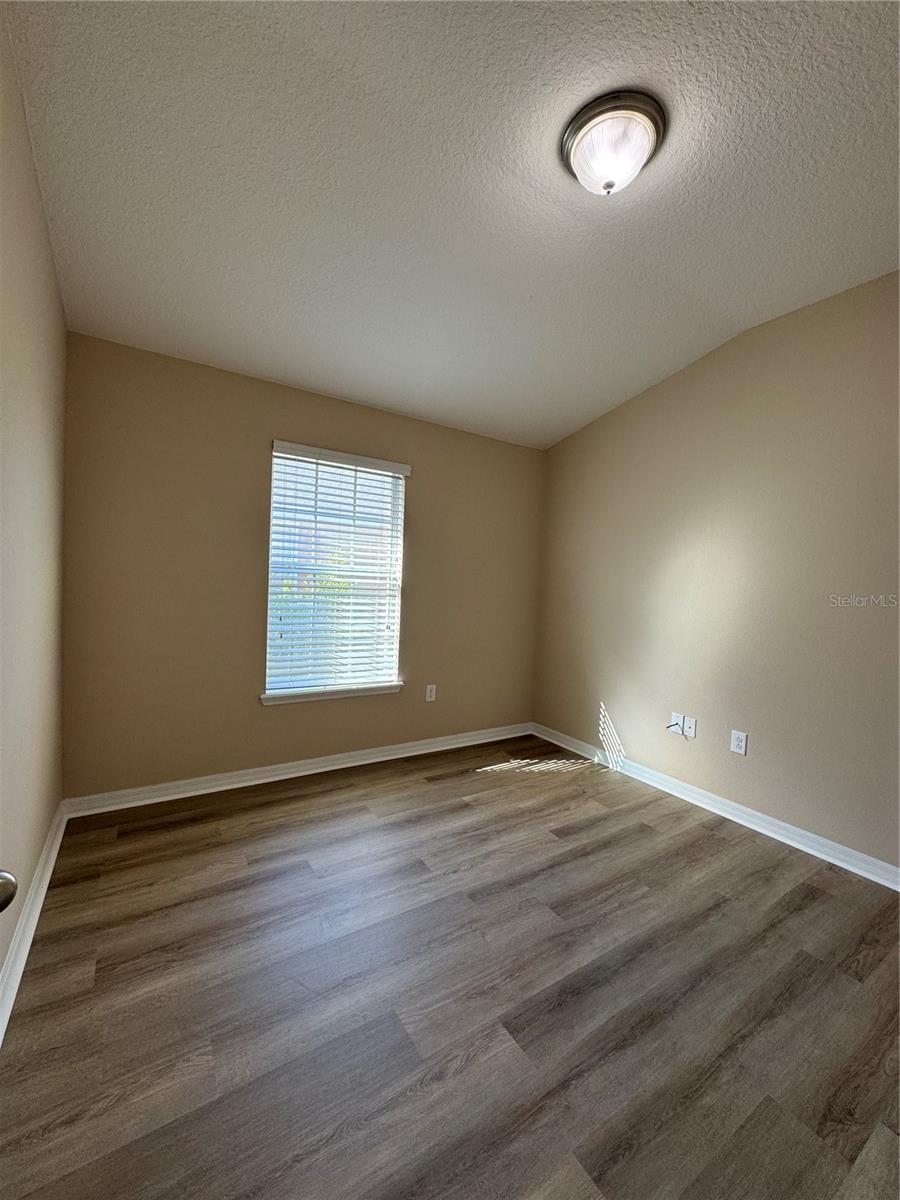 Image 22 of 45 For 10229 Lake District Lane 20