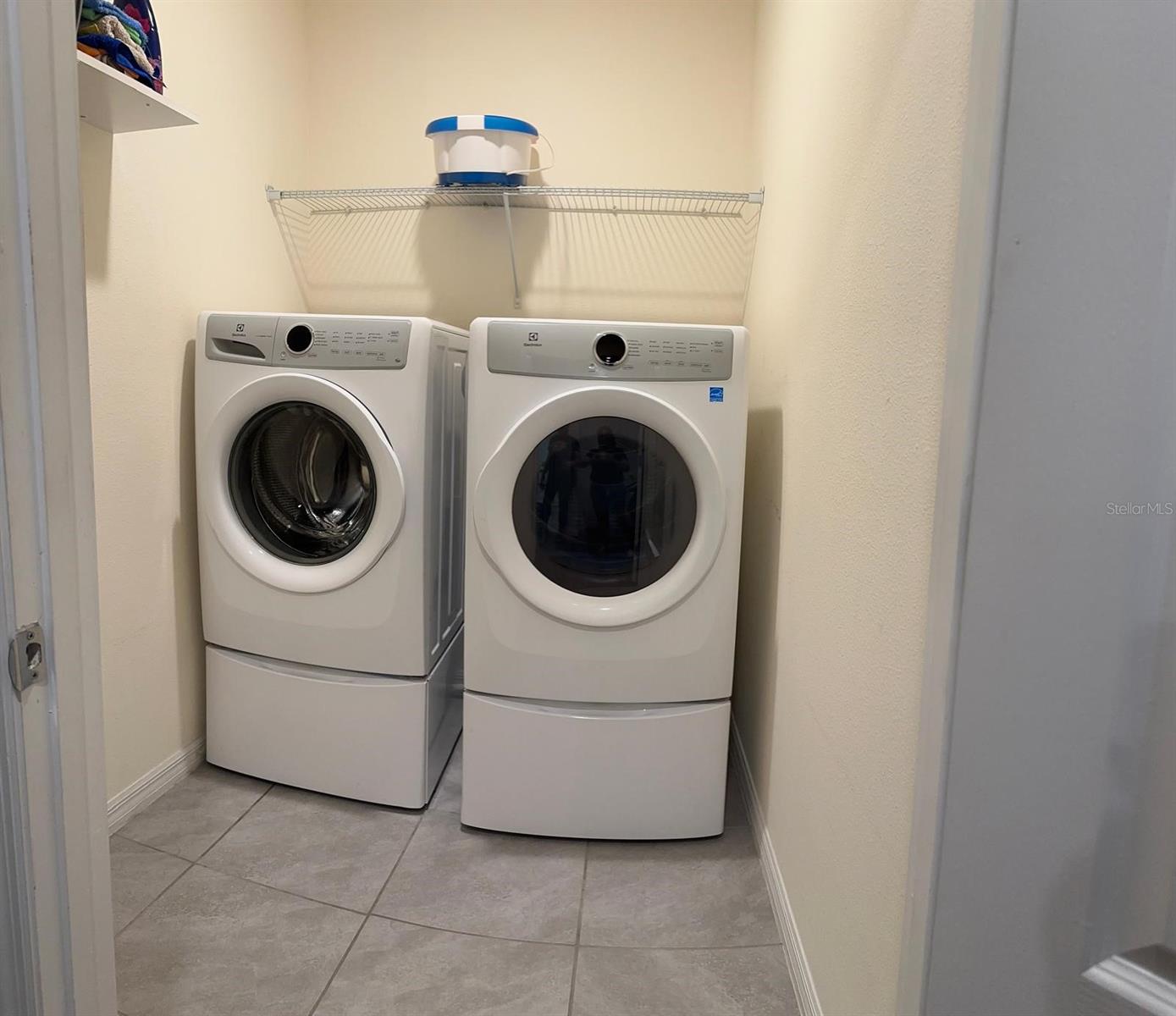 Image 22 of 24 For 9043 Carlotta Way