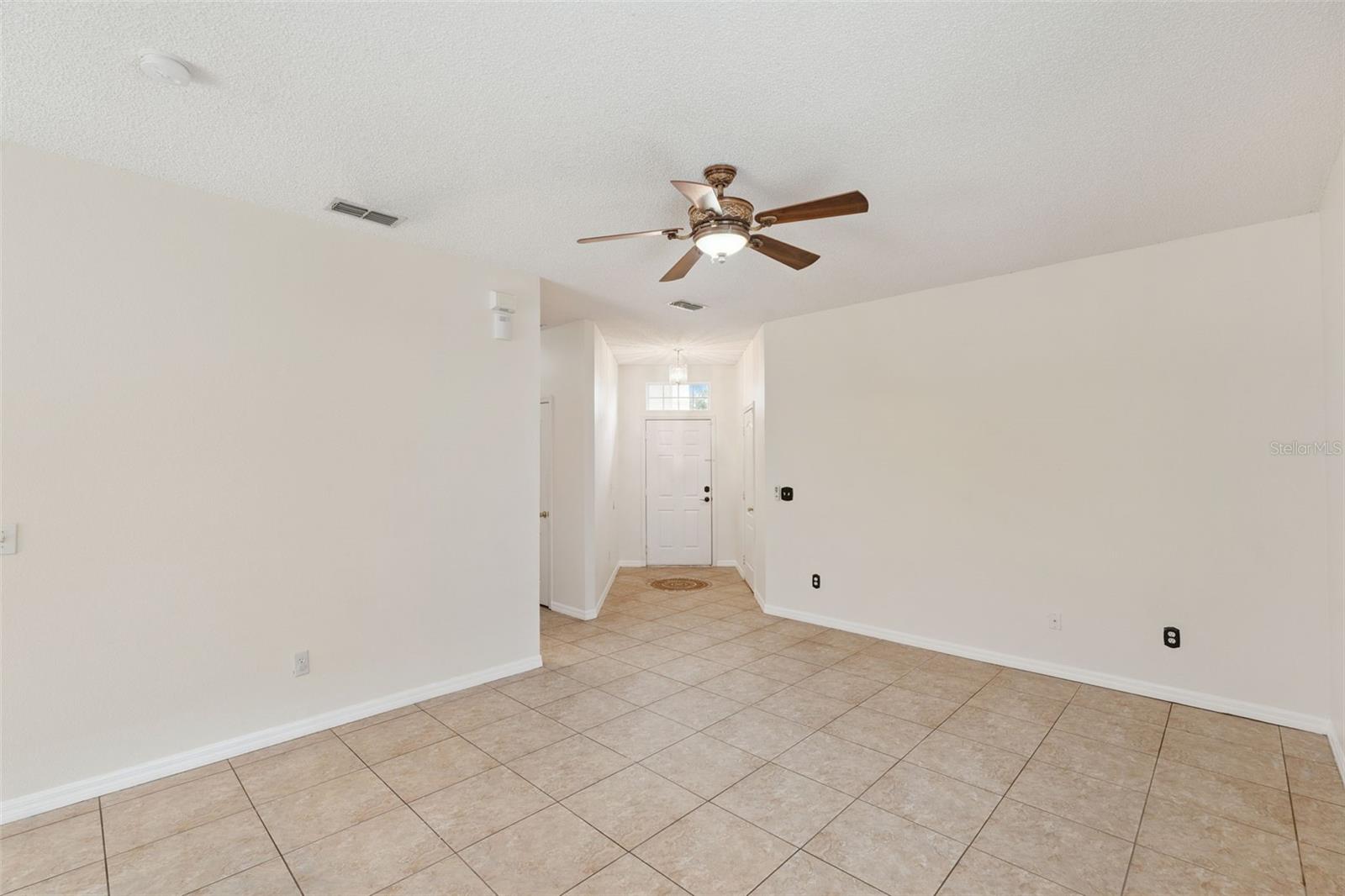 Image 4 of 17 For 4267 Waterside Pointe Circle