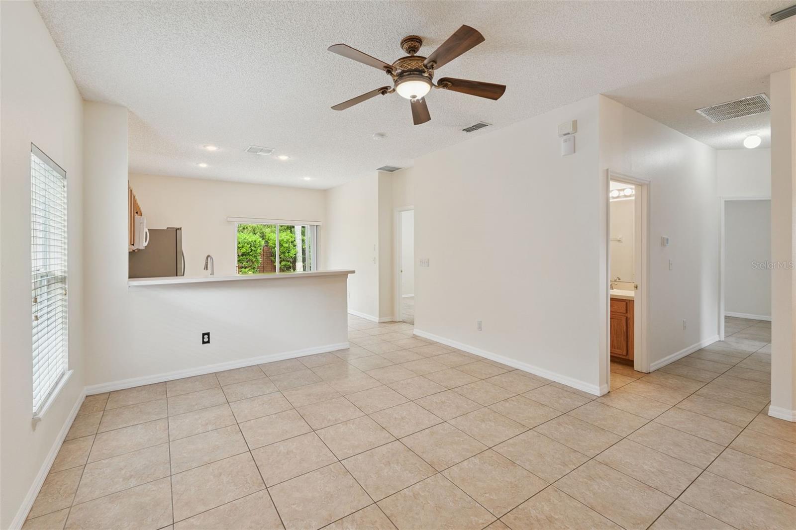 Image 6 of 17 For 4267 Waterside Pointe Circle
