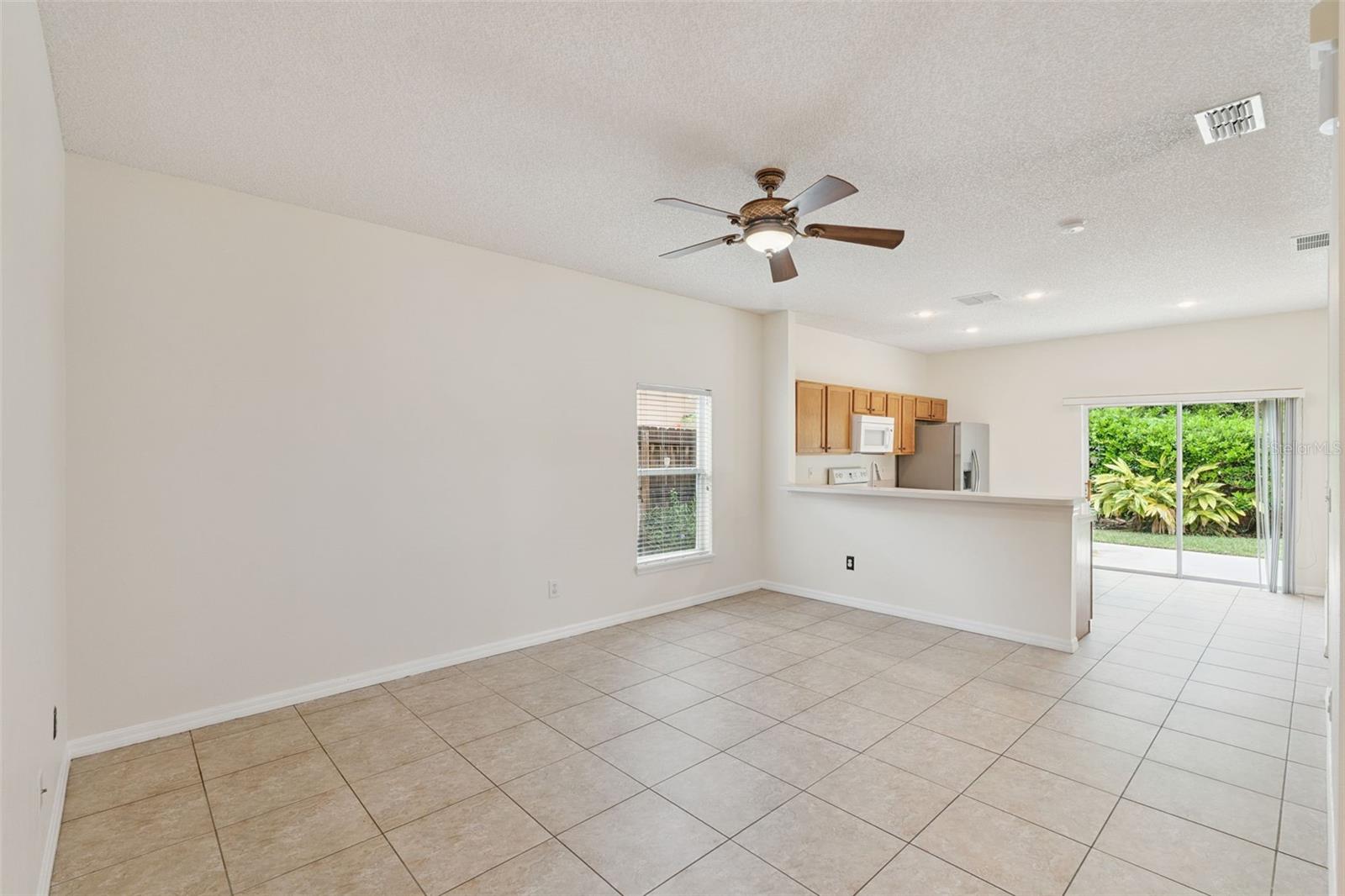 Image 7 of 17 For 4267 Waterside Pointe Circle