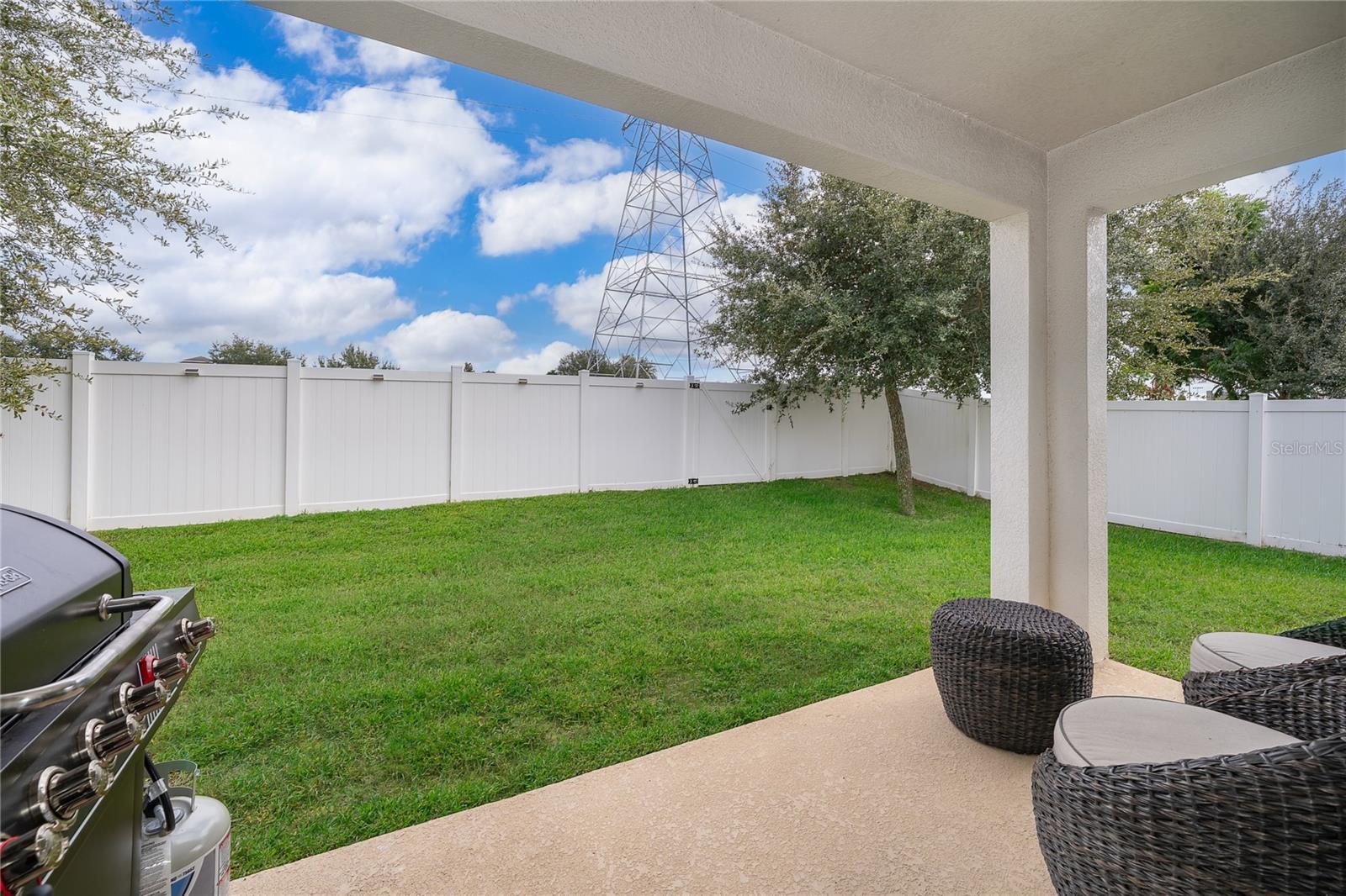 Image 5 of 29 For 2022 Redbay Avenue