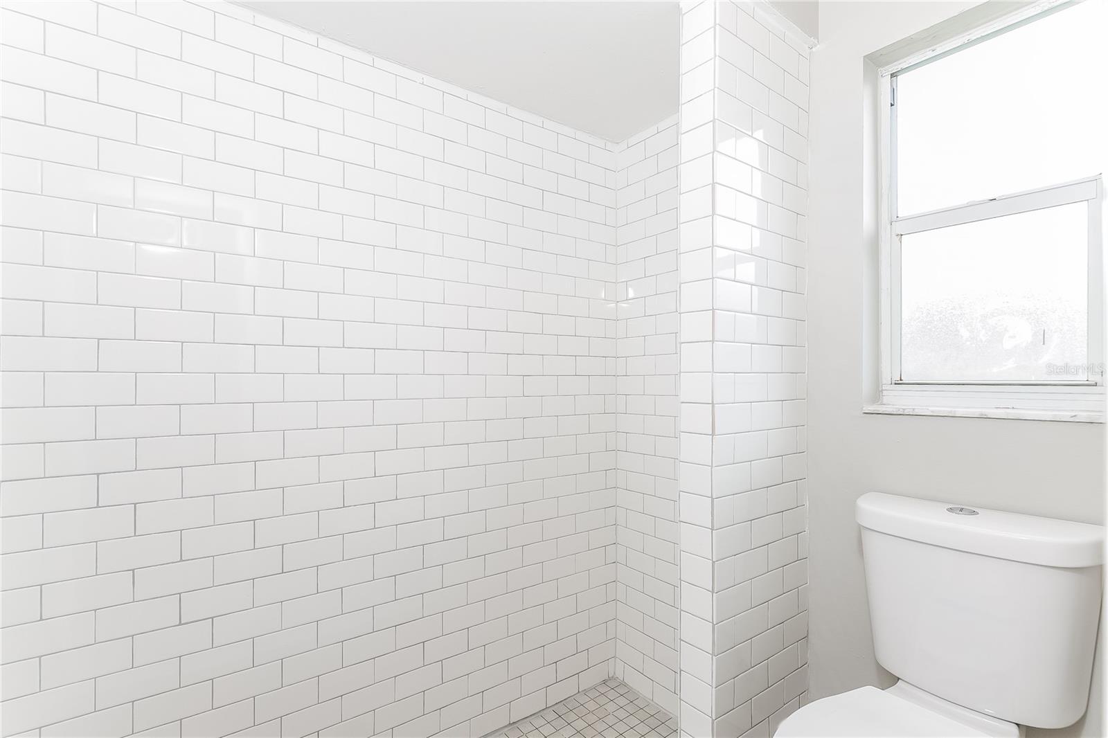 Image 10 of 16 For 353 Florida Parkway