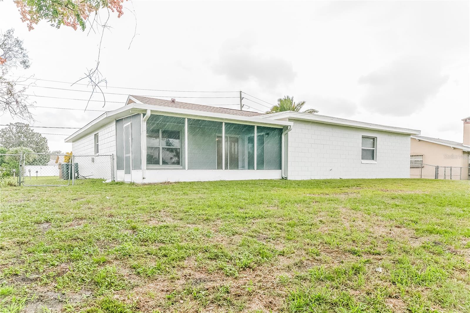 Image 14 of 16 For 353 Florida Parkway