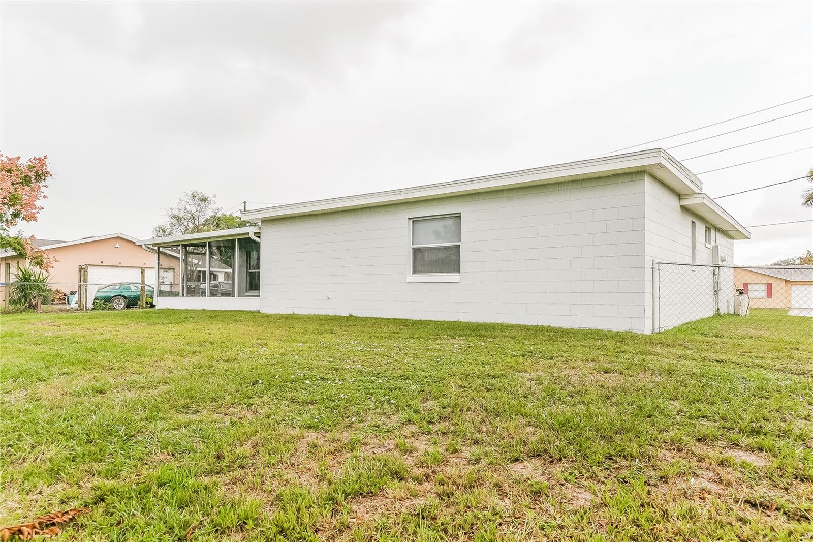 Image 15 of 16 For 353 Florida Parkway