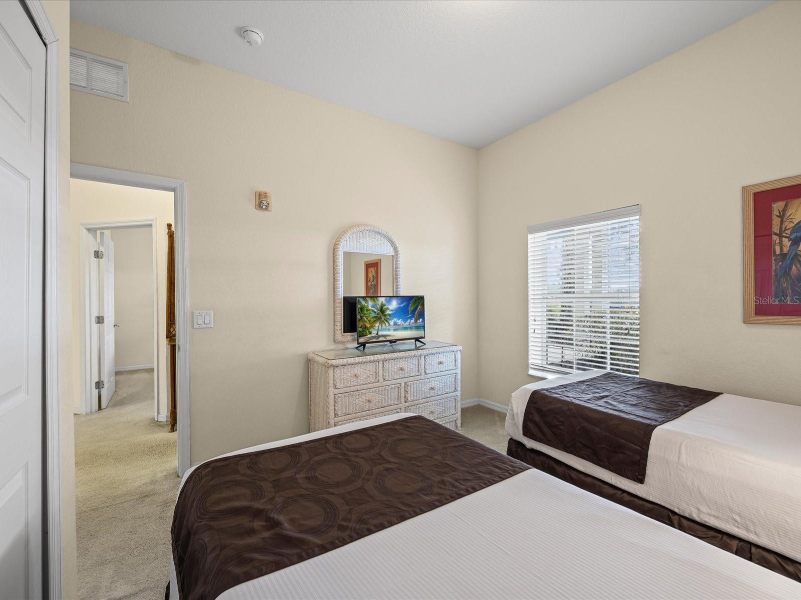 Image 17 of 26 For 503 Rum Run 503