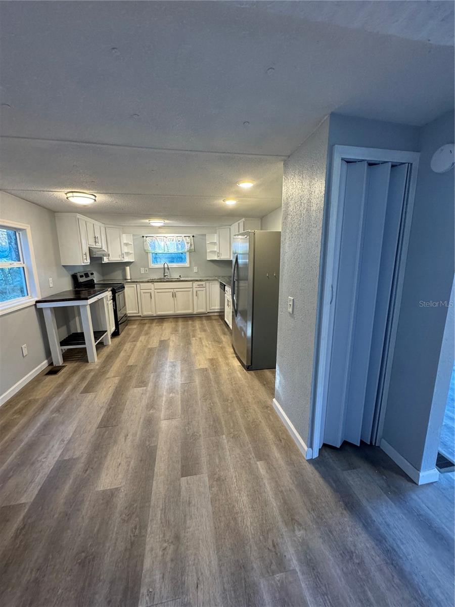 Image 16 of 28 For 18620 11th Ave