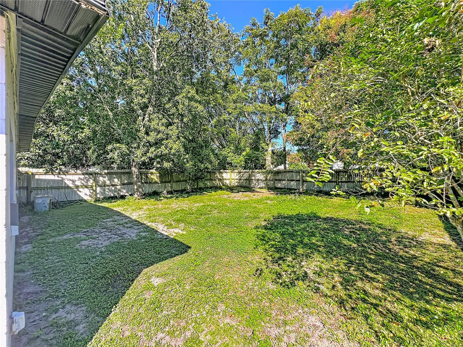 Image 22 of 24 For 1913 Larkin Avenue