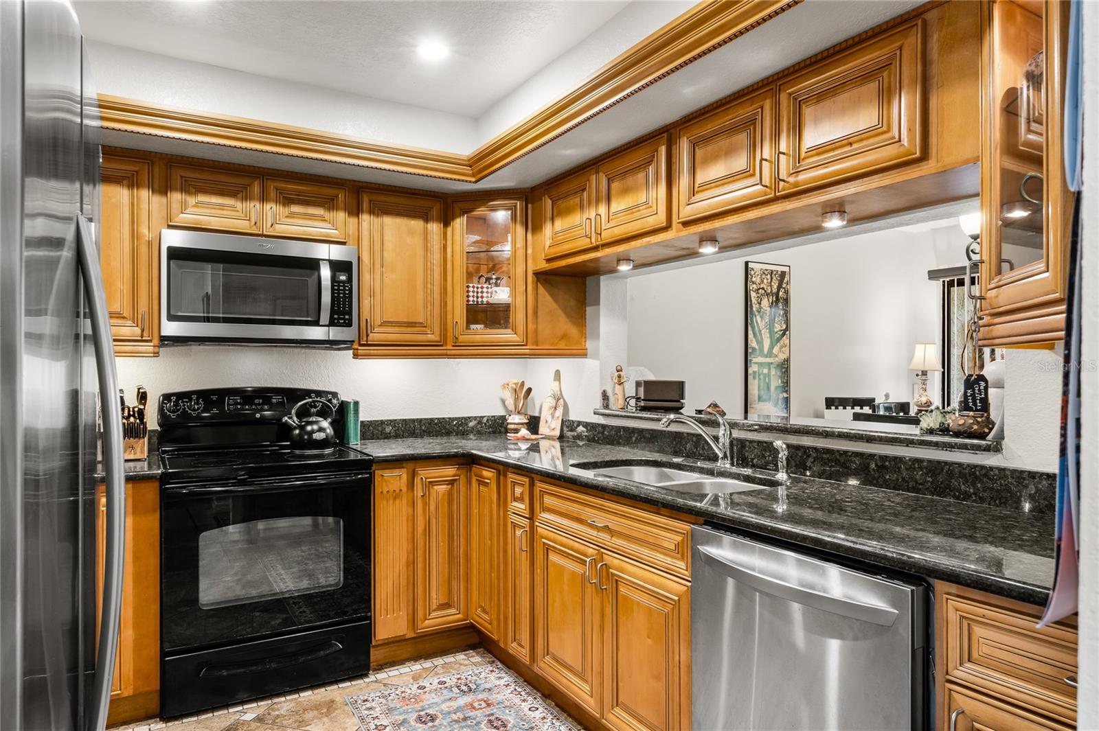 Image 11 of 54 For 1906 Saint Andrews Place
