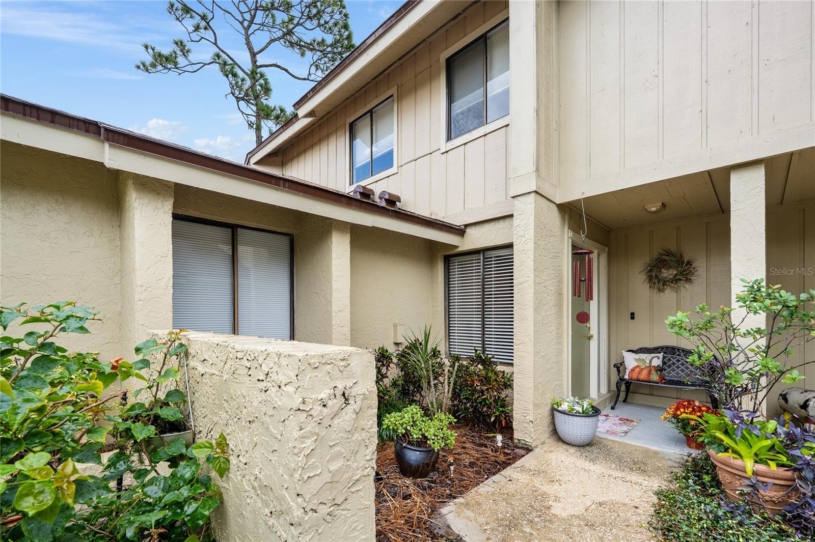 Image 5 of 54 For 1906 Saint Andrews Place