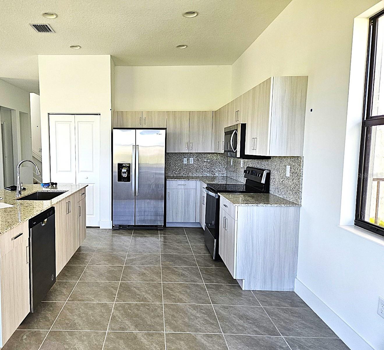 Image 6 of 28 For 5633 Cerva Lane