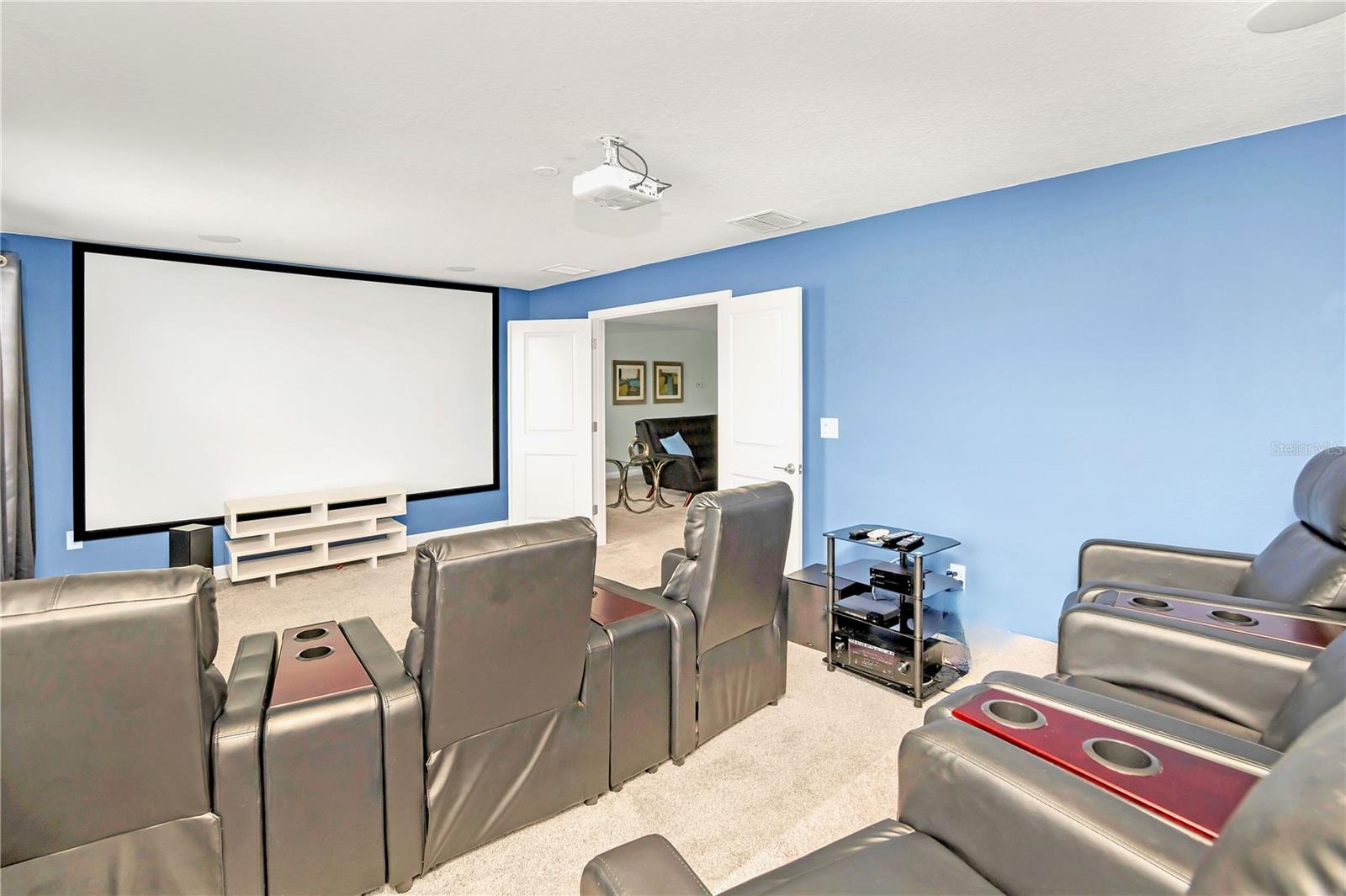 Image 10 of 31 For 1588 Maidstone Court