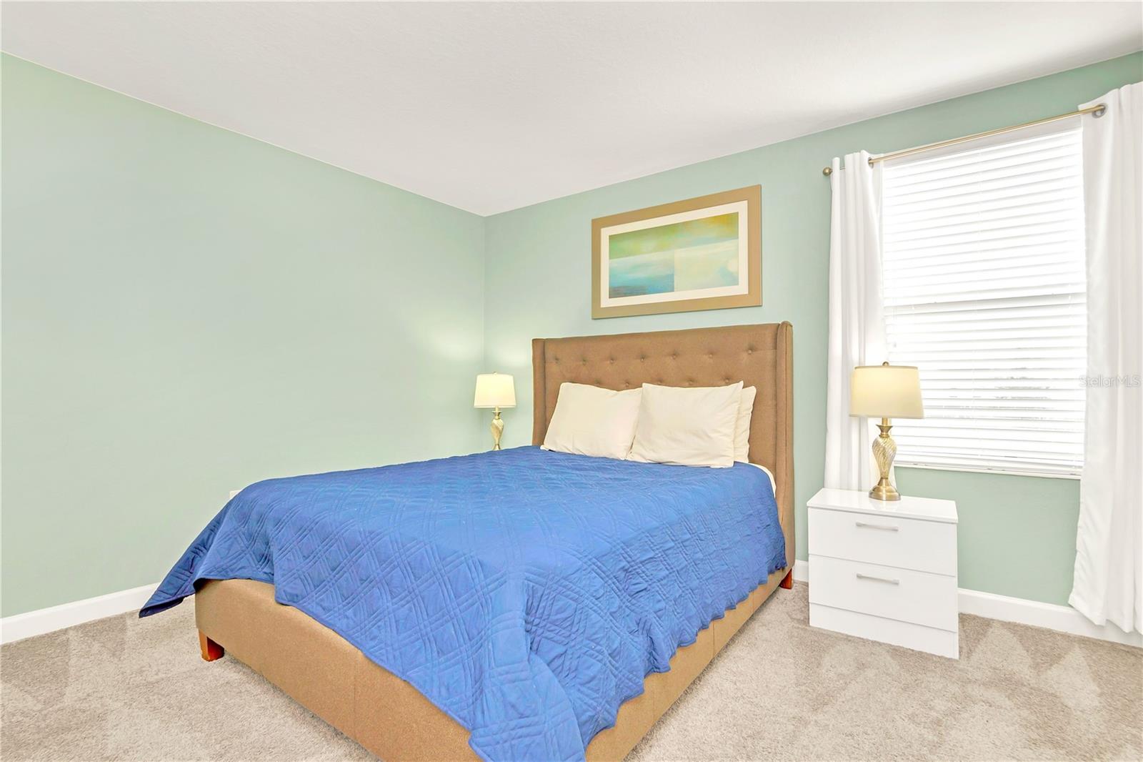 Image 25 of 31 For 1588 Maidstone Court