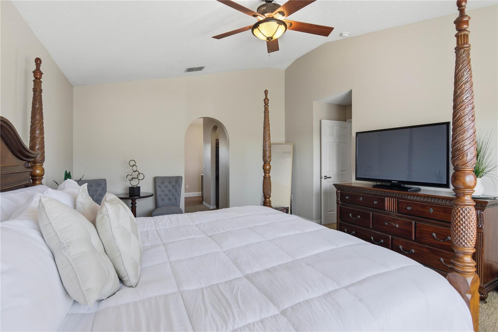 Image 22 of 30 For 11166 Laxton Street