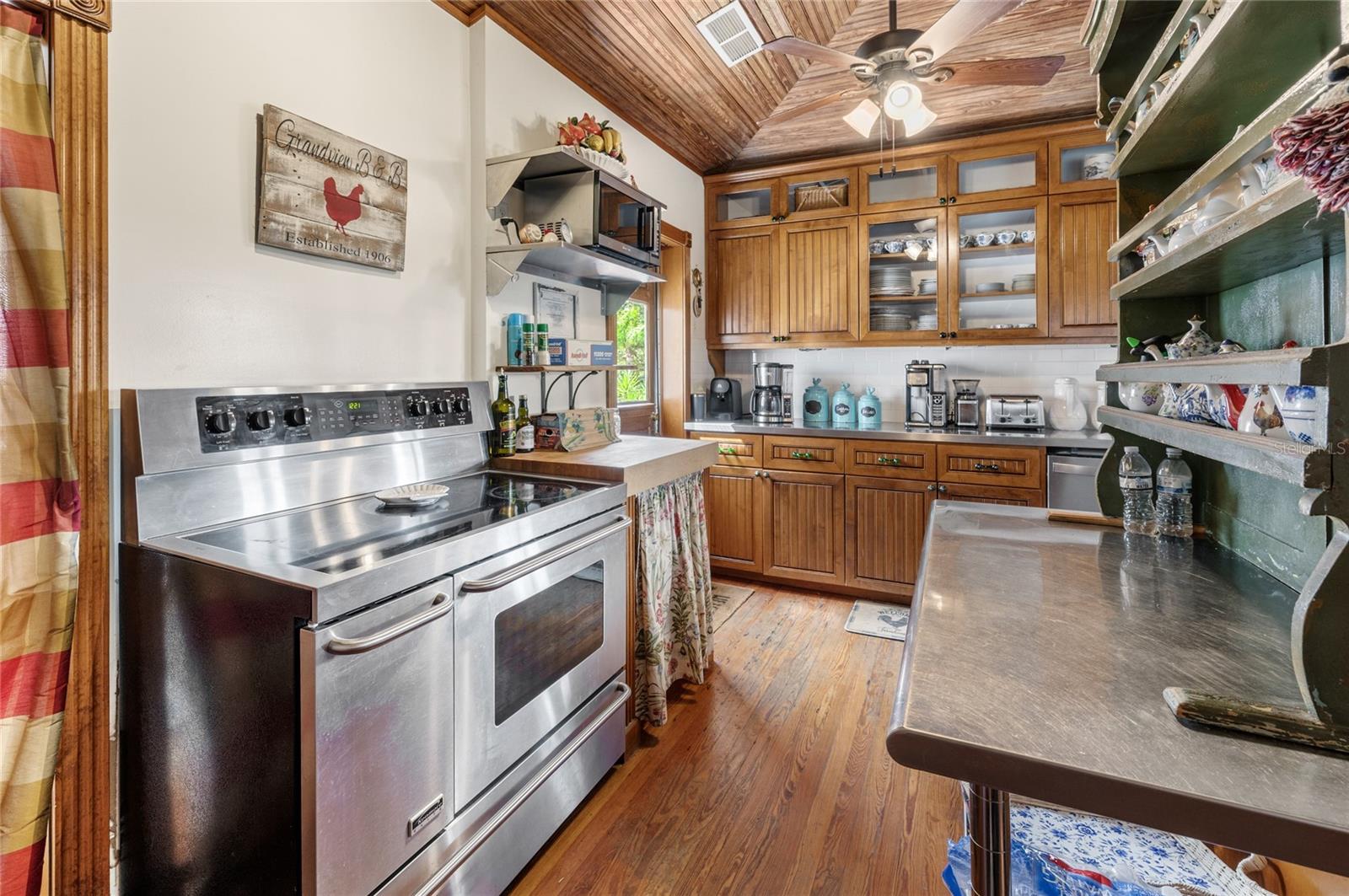 Image 12 of 83 For 442 3rd Avenue